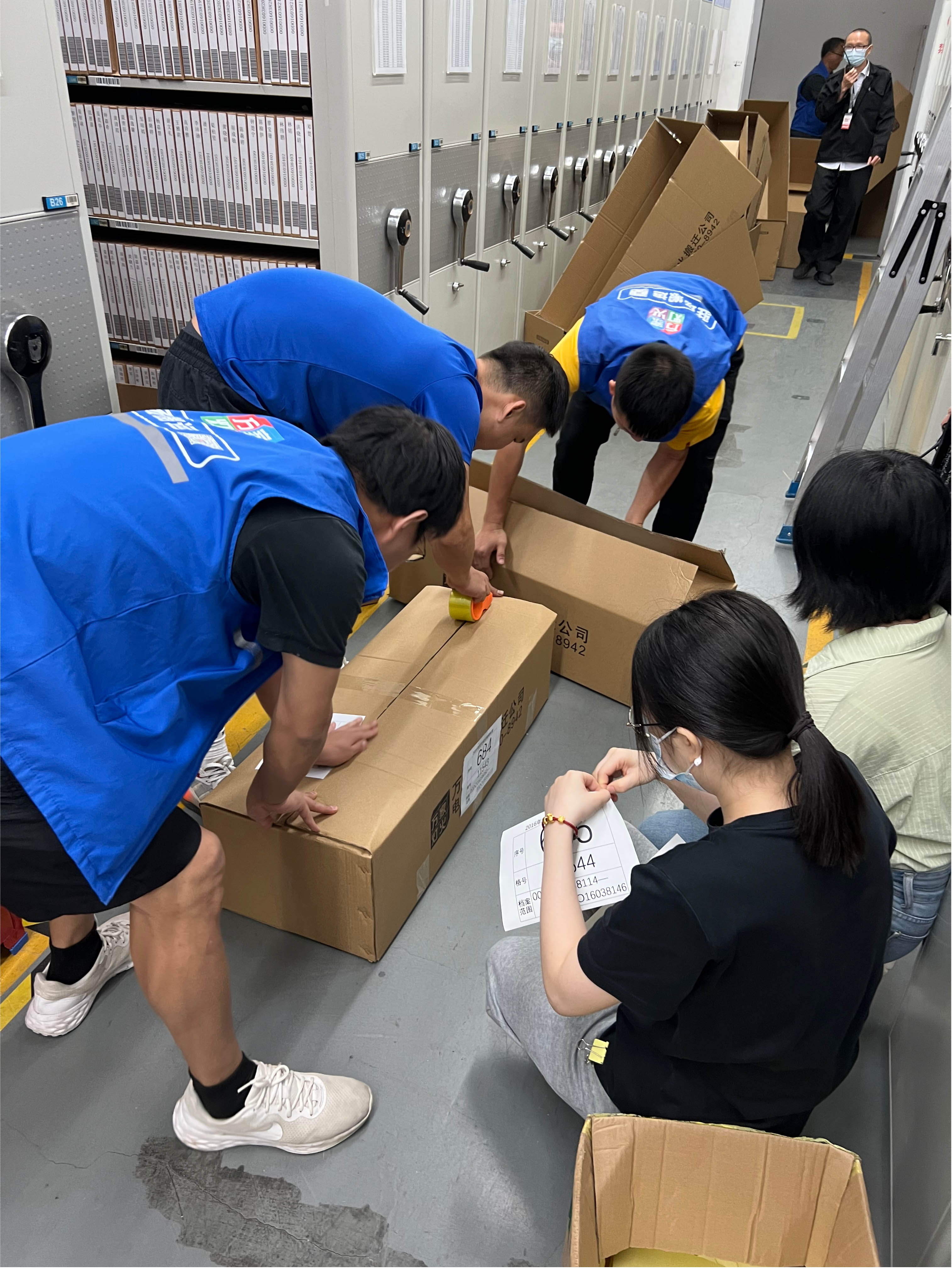 尊龙顺利完成深圳市人才服务中心档案搬迁项目